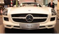 Photo Reference of Mercedes SLS